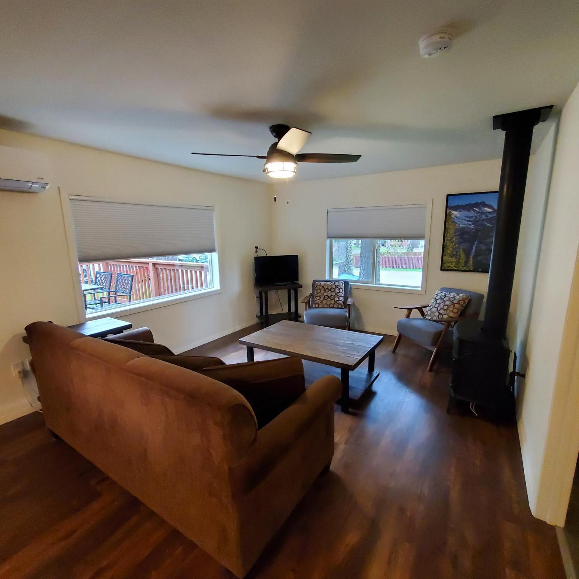 Eagle Cap Chalets Joseph Екстериор снимка